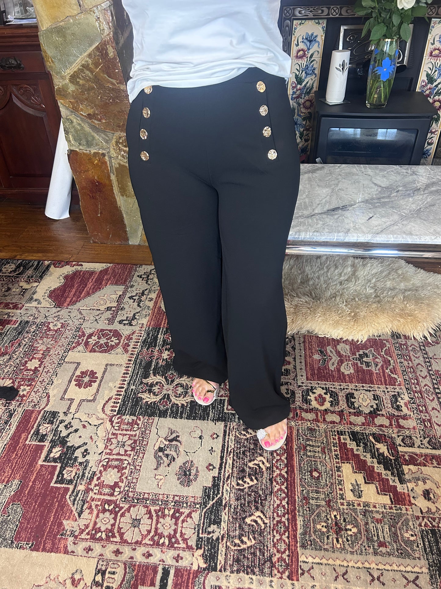Button detail wide leg trousers