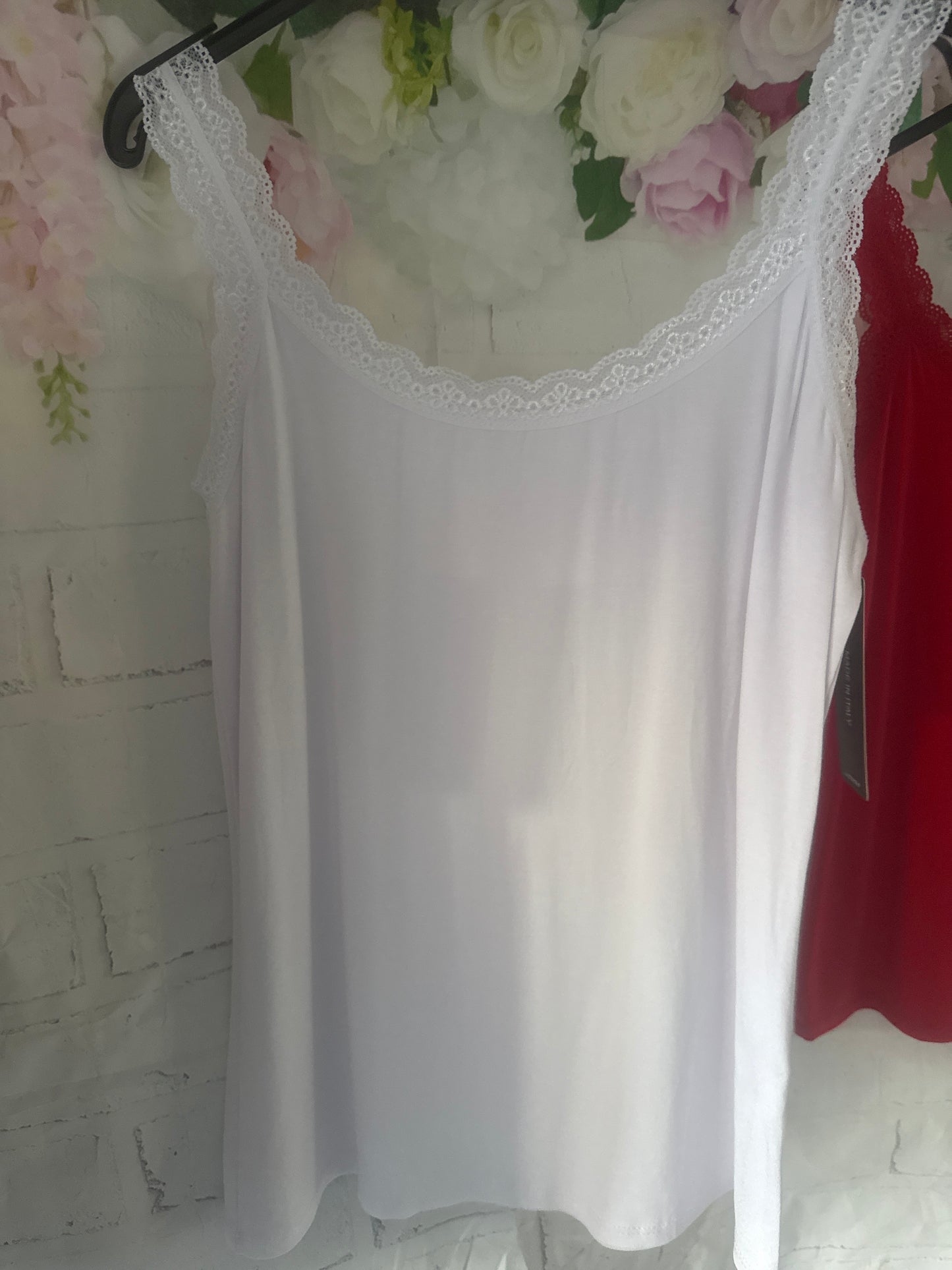 Lace trim Dupe vest tops