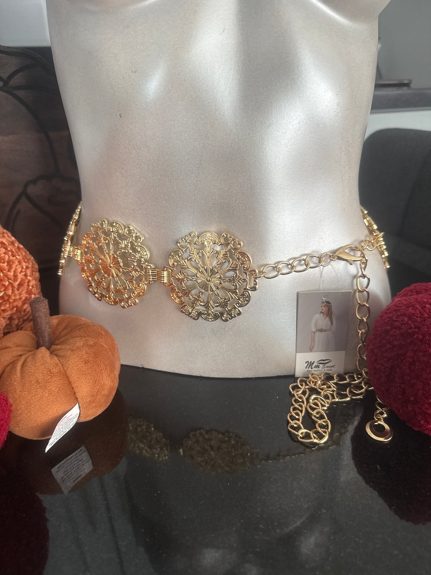 Round metal chain belt