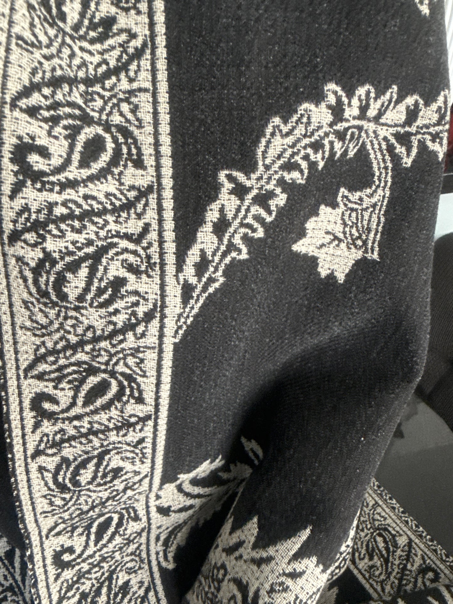 Paisley print scarf