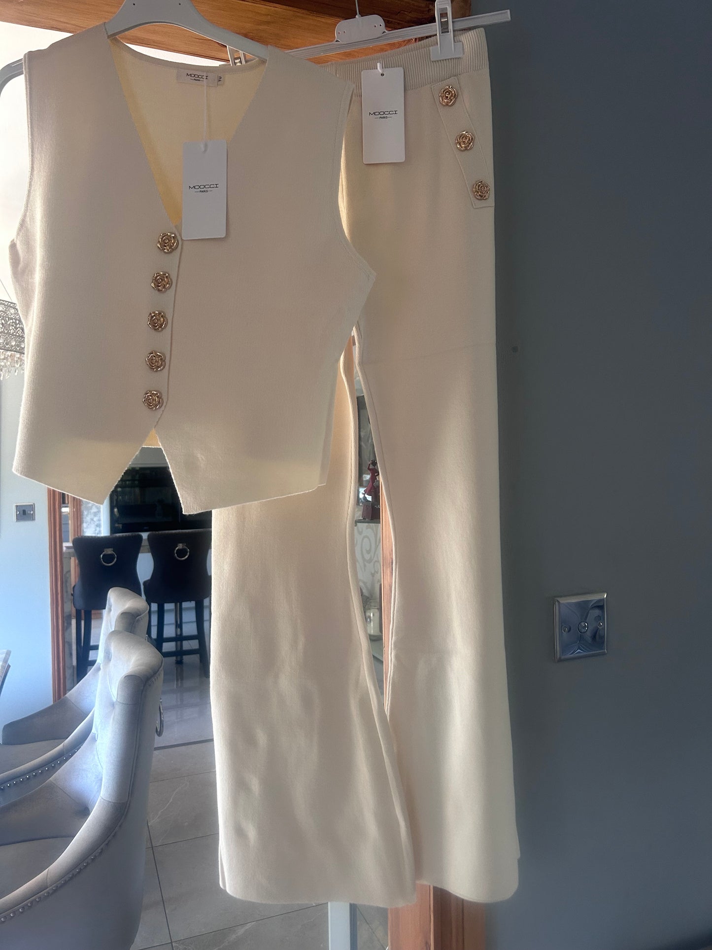 Ribbed button waistcoat suit