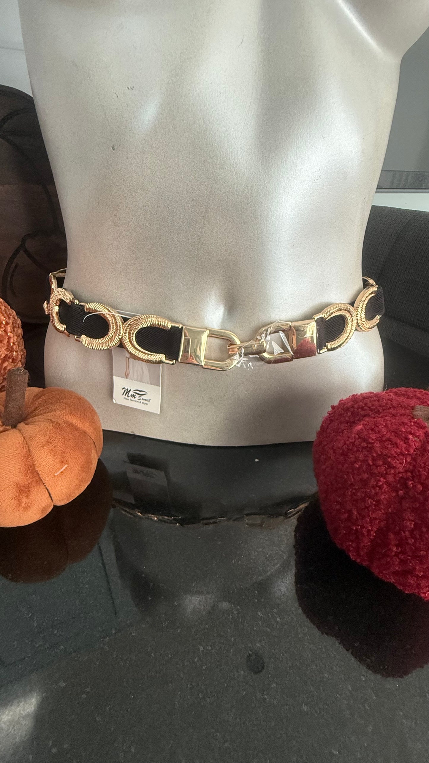 Gold stretch belt