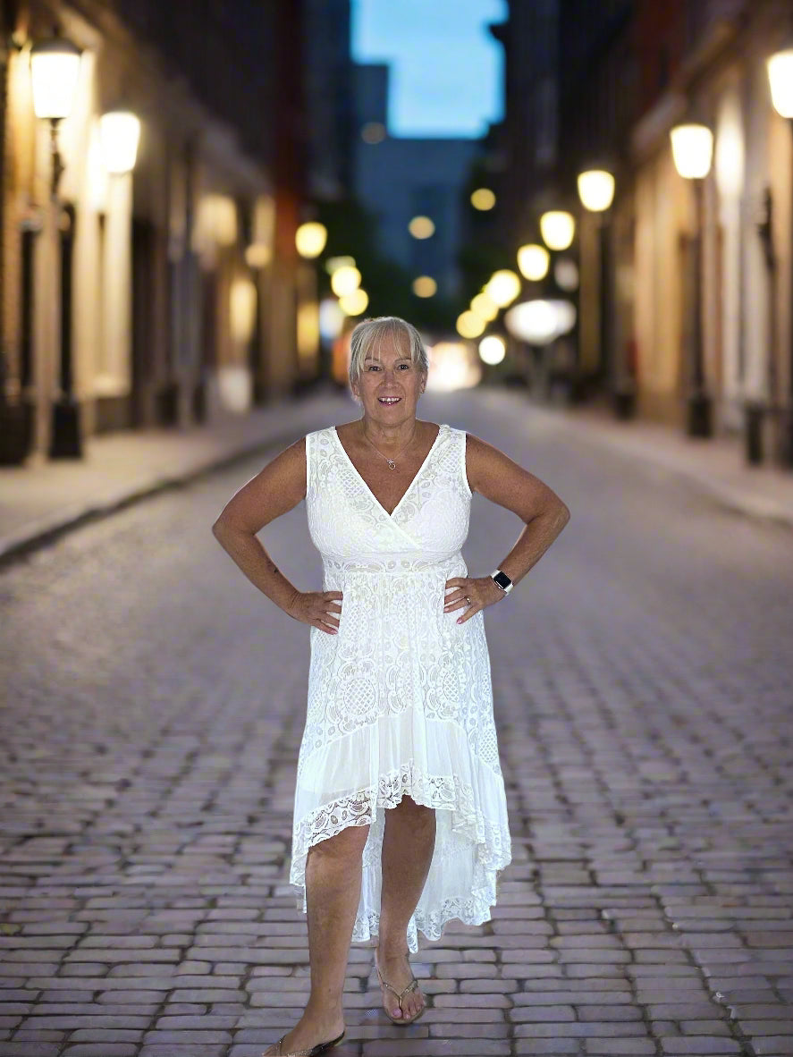 Dipped hem lace dress