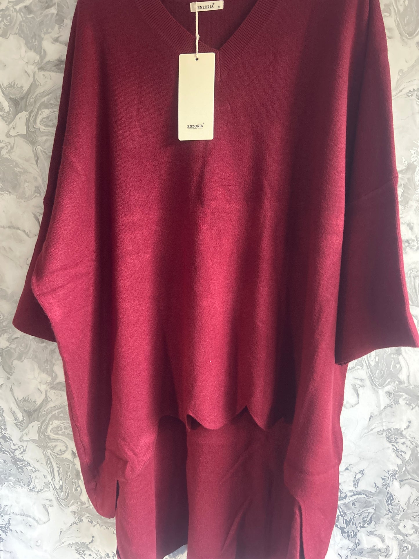 V-Neck Scalloped Edge Jumper