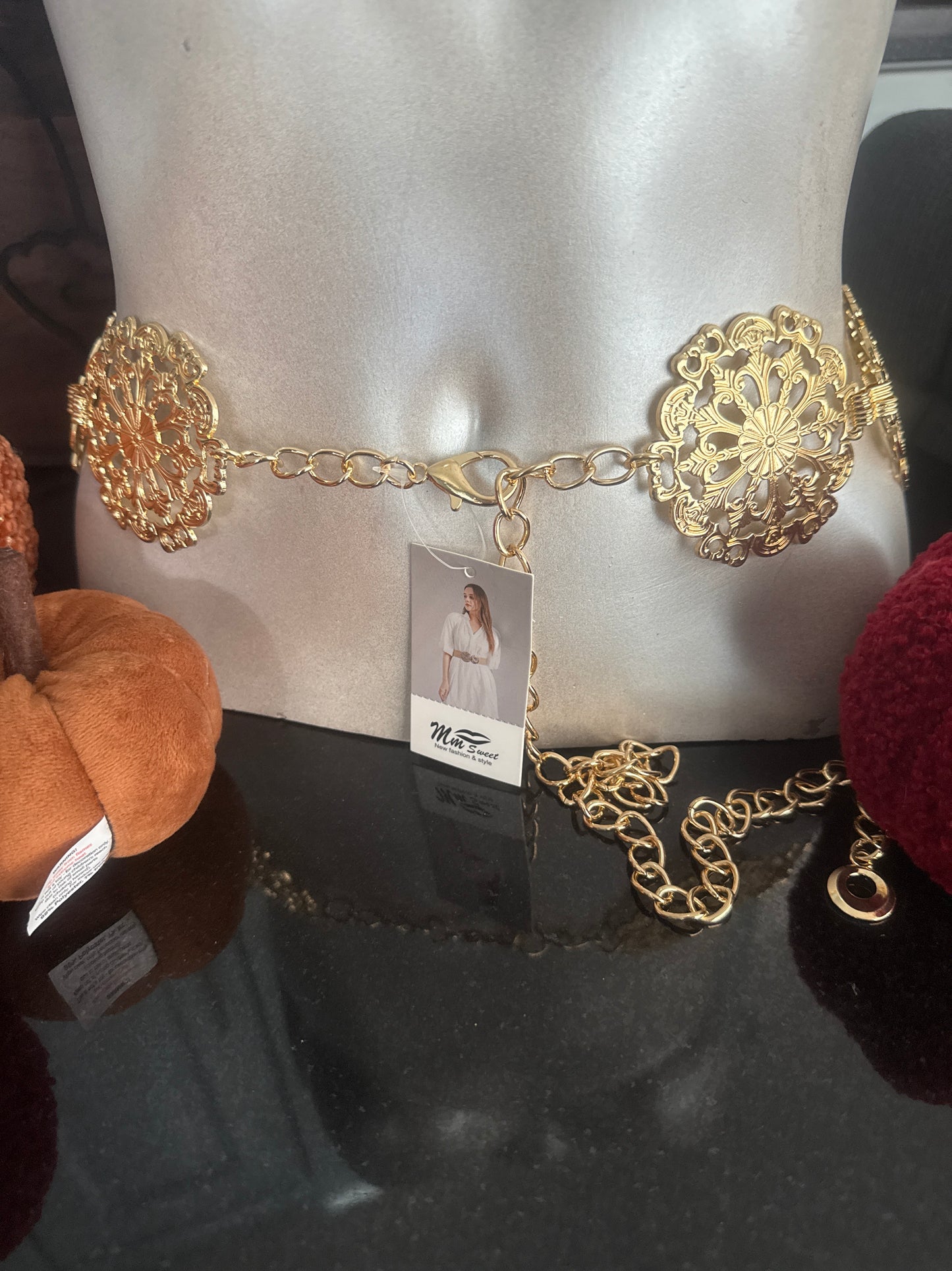 Round metal chain belt