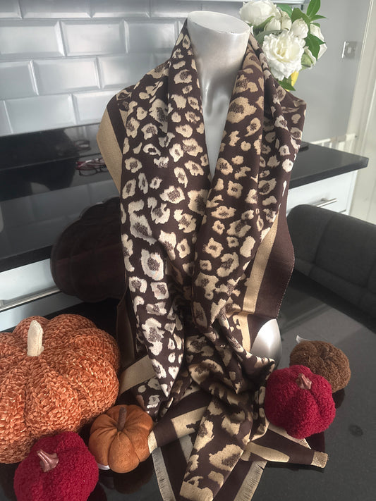 Animal print silky scarf