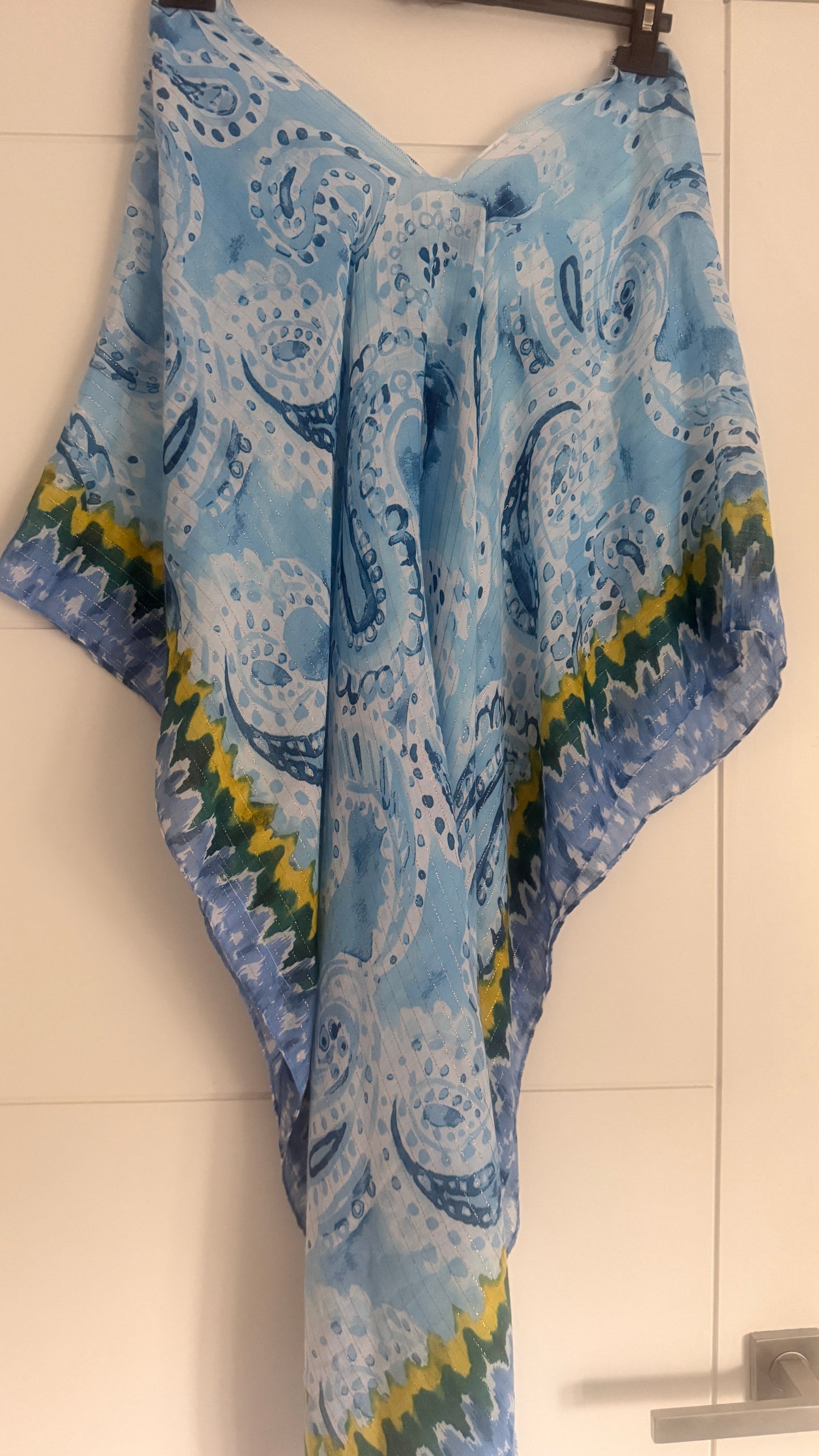 Lola coverup