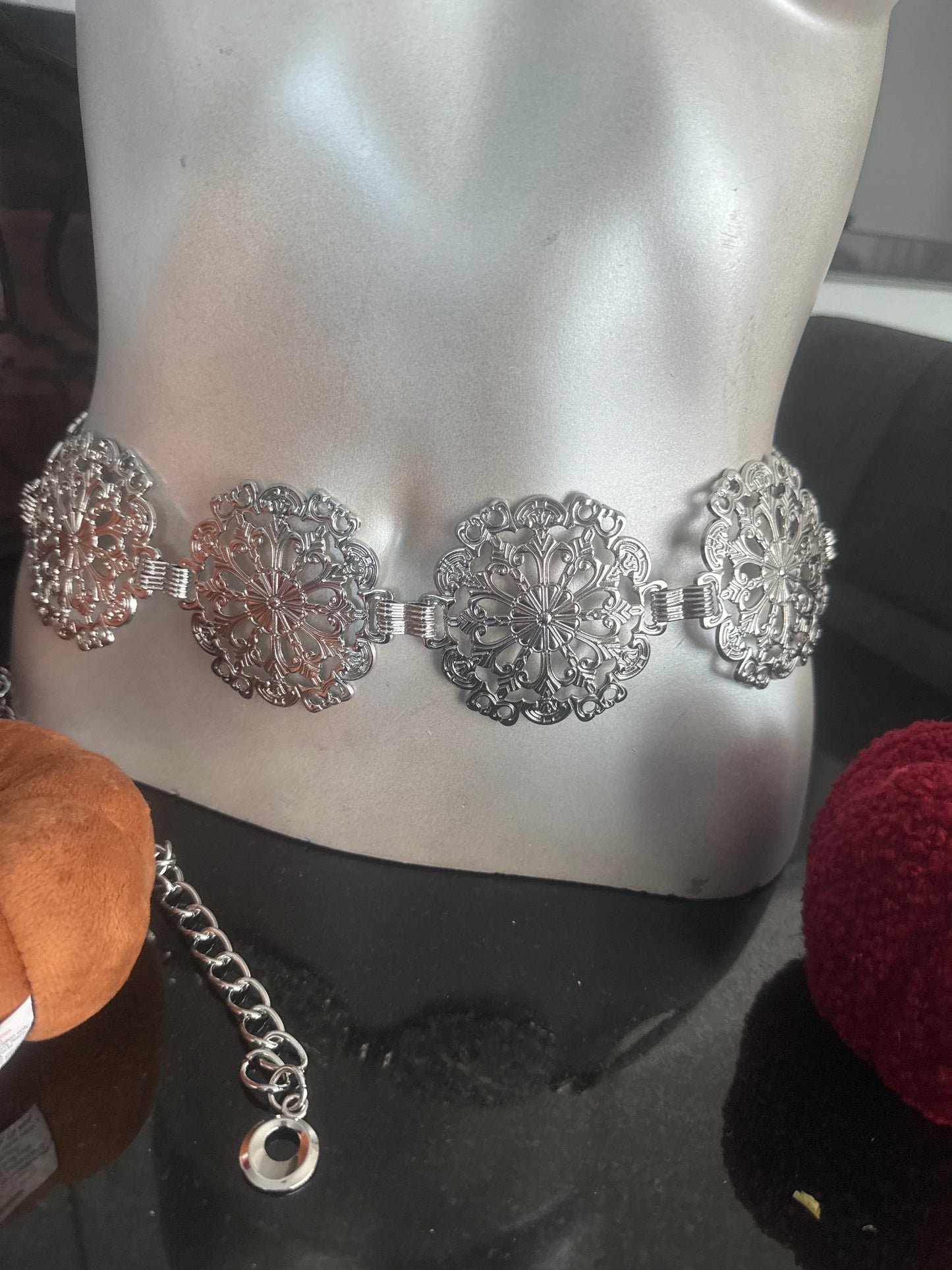 Round metal chain belt