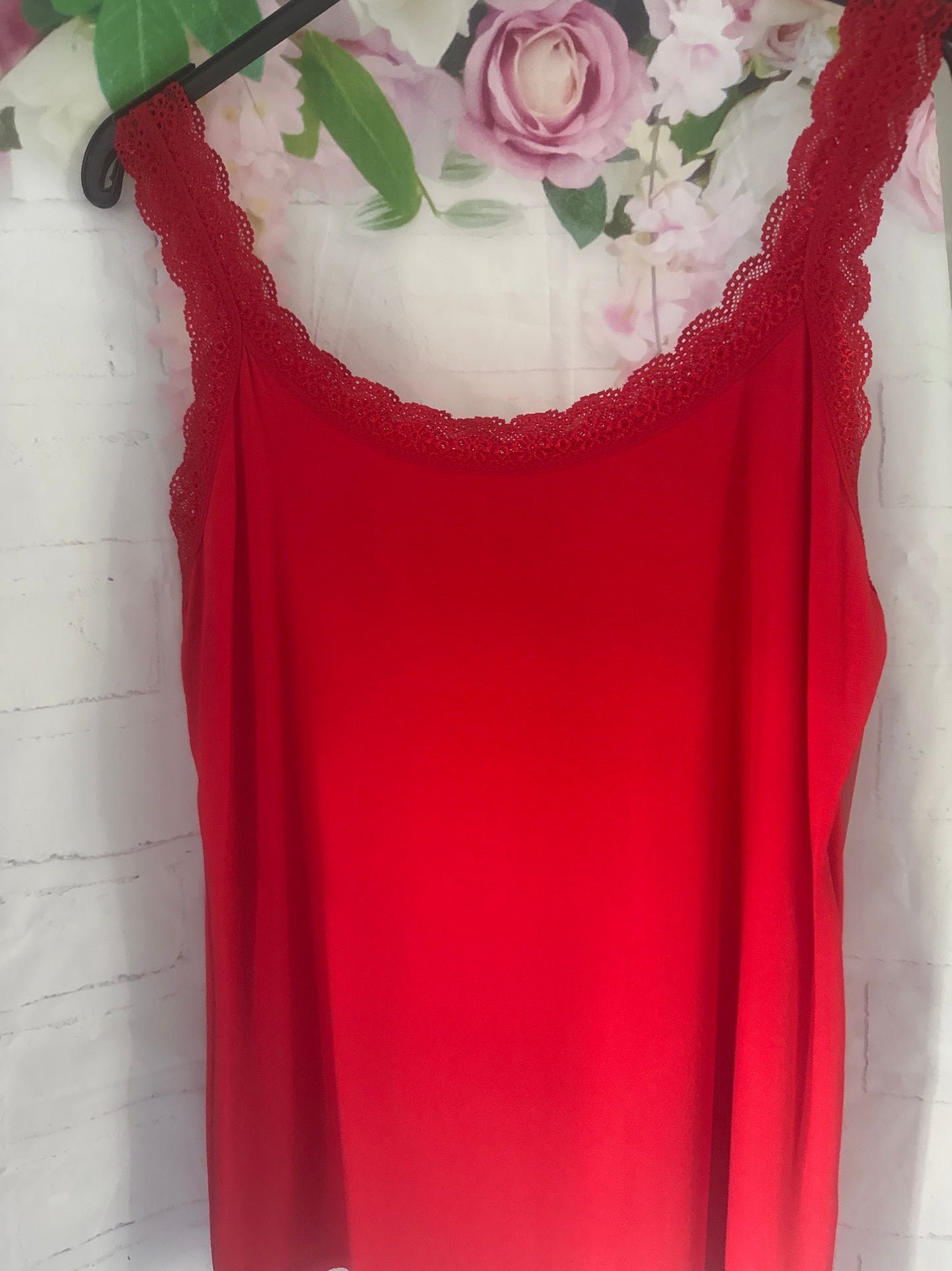 Lace trim Dupe vest tops