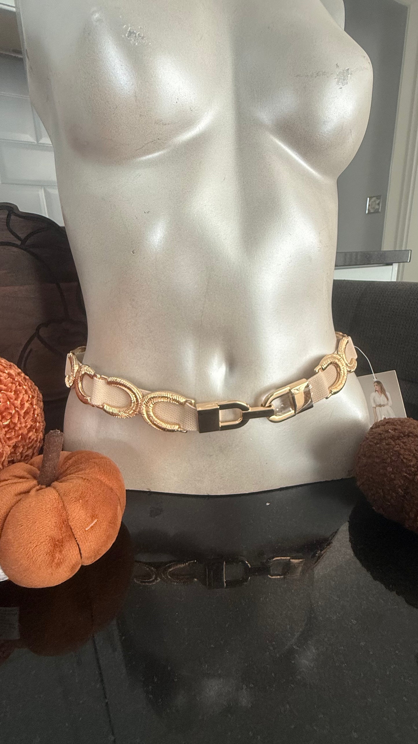 Gold stretch belt
